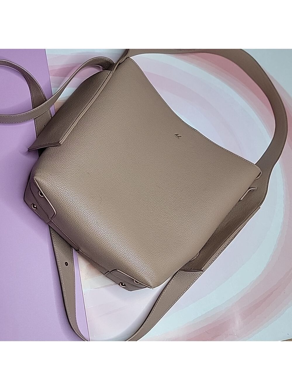 Desert Dreamer Tote - Picture 6 of 7